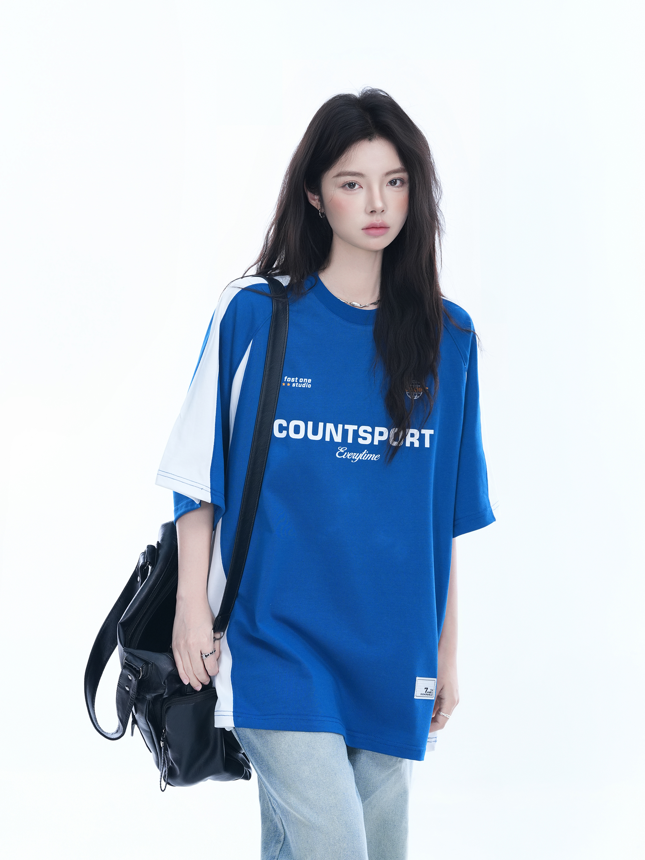 American Retro Color-Blocking Oversized Short-Sleeve T-Shirt for Women - Casual Sports Style, Y2K Inspired, Comfortable Fit