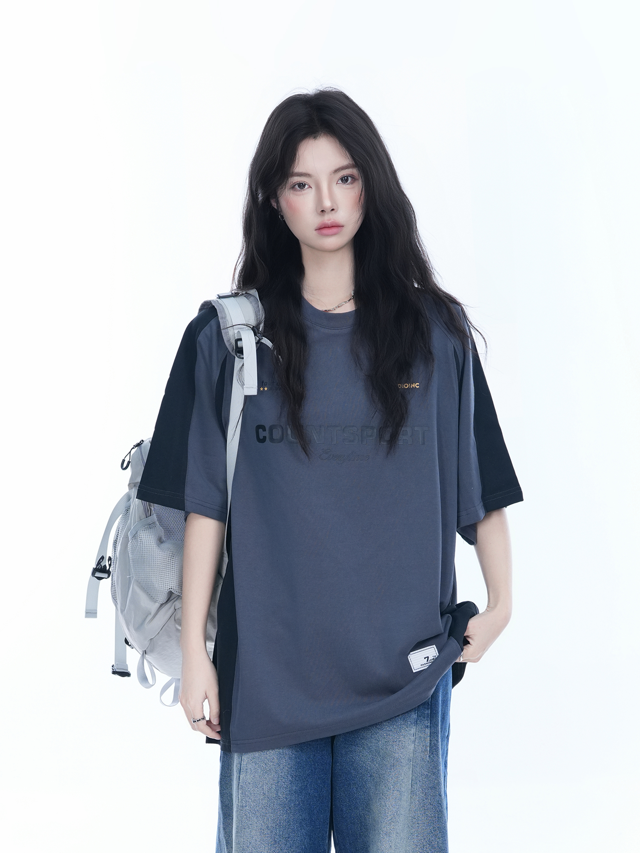 American Retro Color-Blocking Oversized Short-Sleeve T-Shirt for Women - Casual Sports Style, Y2K Inspired, Comfortable Fit