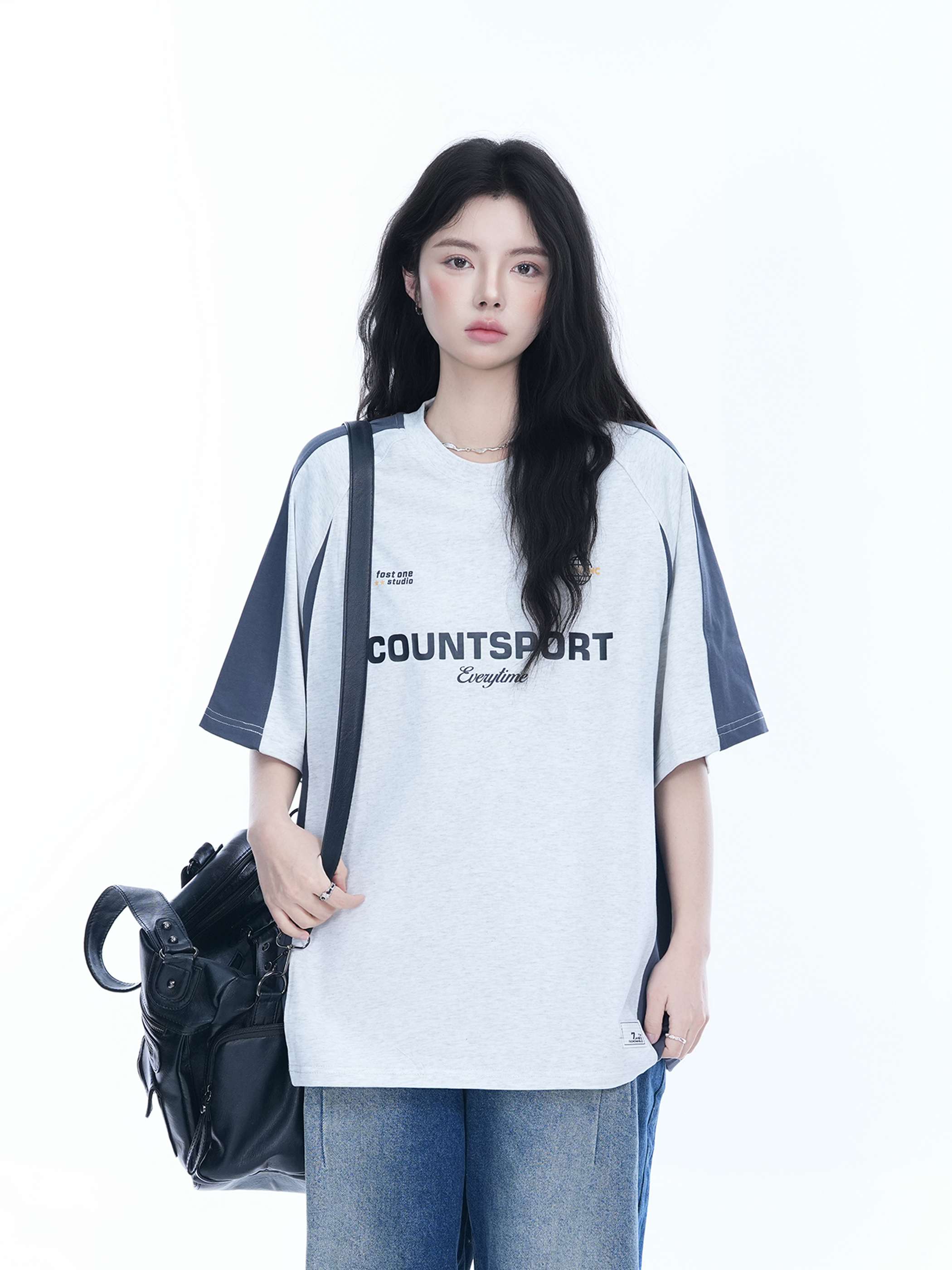 American Retro Color-Blocking Oversized Short-Sleeve T-Shirt for Women - Casual Sports Style, Y2K Inspired, Comfortable Fit