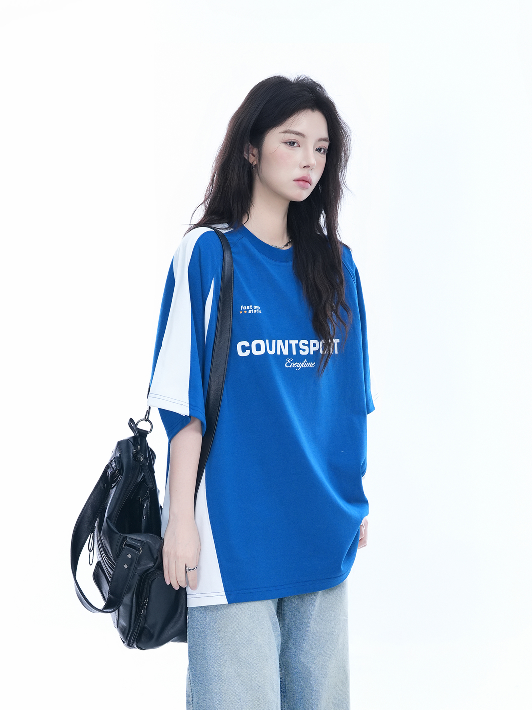 American Retro Color-Blocking Oversized Short-Sleeve T-Shirt for Women - Casual Sports Style, Y2K Inspired, Comfortable Fit
