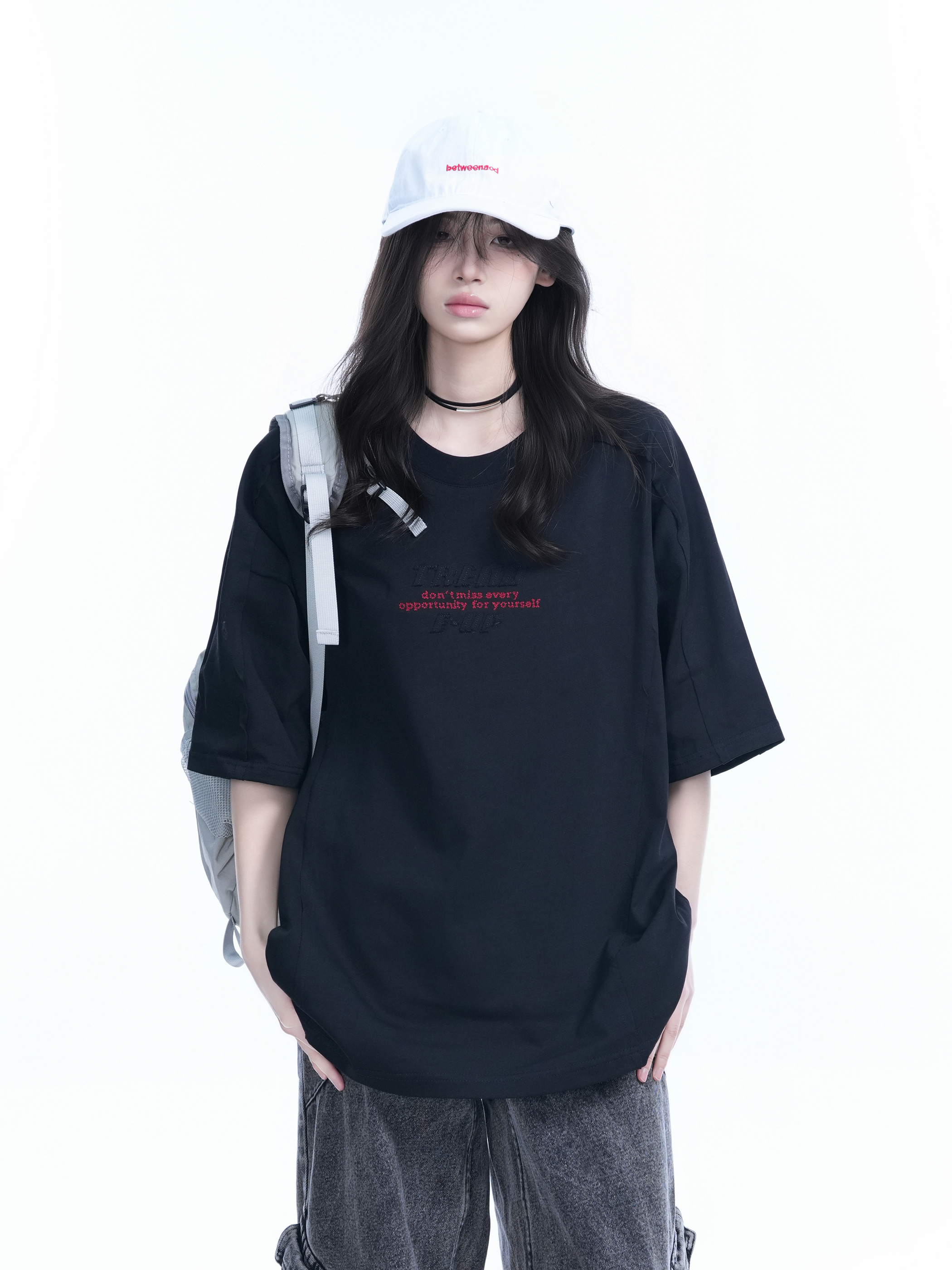 American Retro Embroidered Black Short-Sleeve T-Shirt for Women - Oversized Loose Fit, Trendy Summer Style