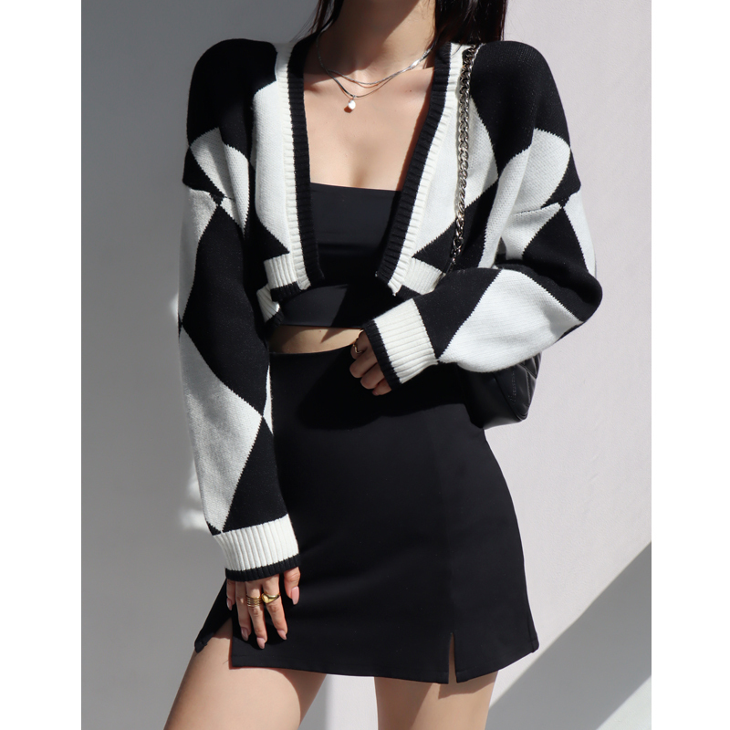 American Retro Girl Diamond Knit Cardigan - Short Loose Slimming V-Neck Long Sleeve Sweater Shawl Coat for Y2K Style
