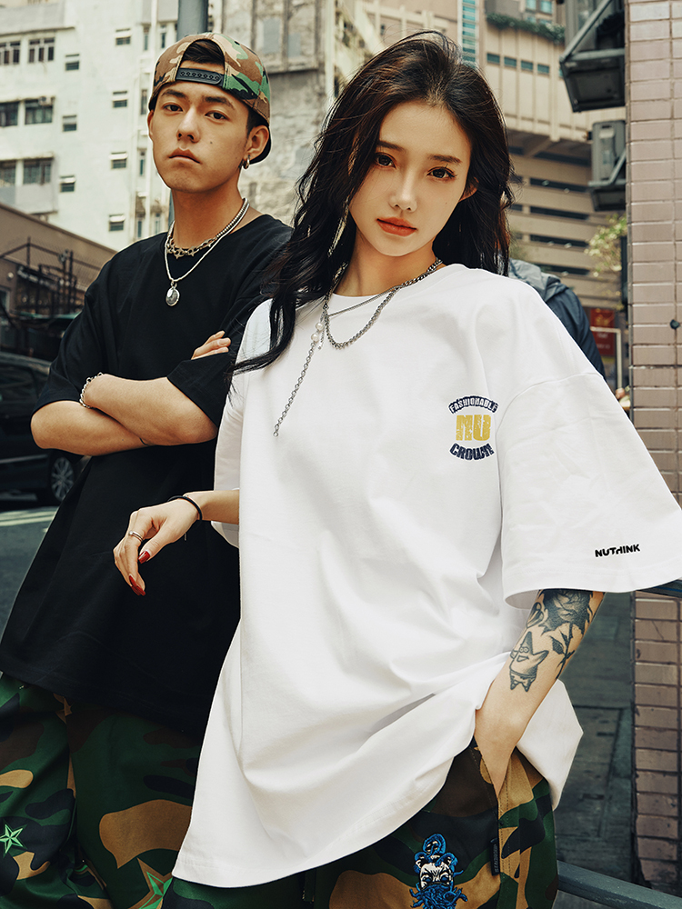 American Retro Letter Short-Sleeve T-Shirt for Men and Women - Casual Sports Tee, Trendy Summer Style 2025