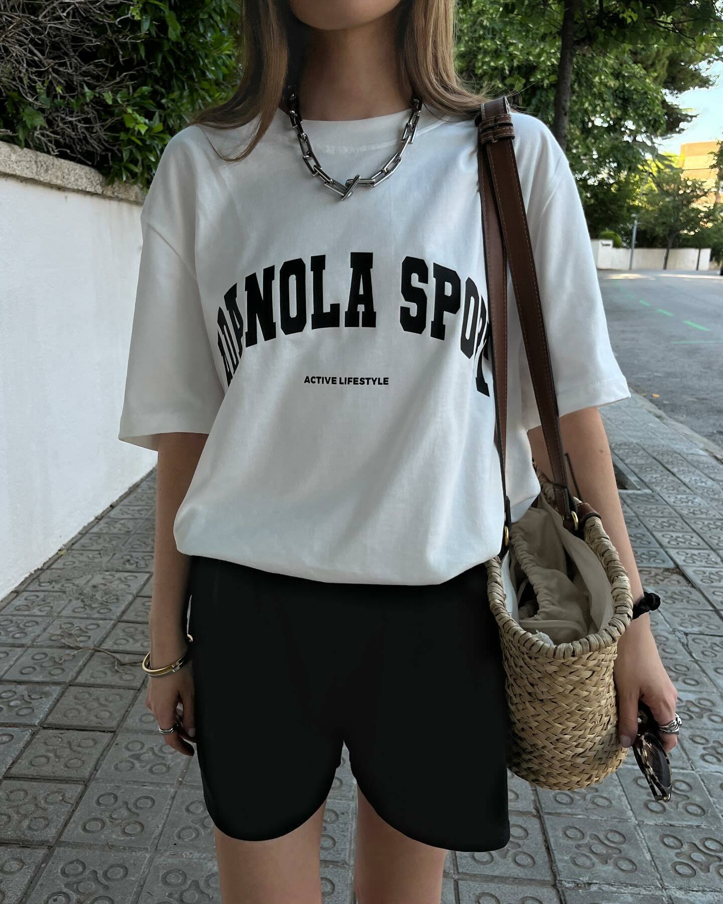 American Retro Minimalist Oversized Short Sleeve T-Shirt for Women - High-End Round Neck Summer Trendy Hot Girl Top