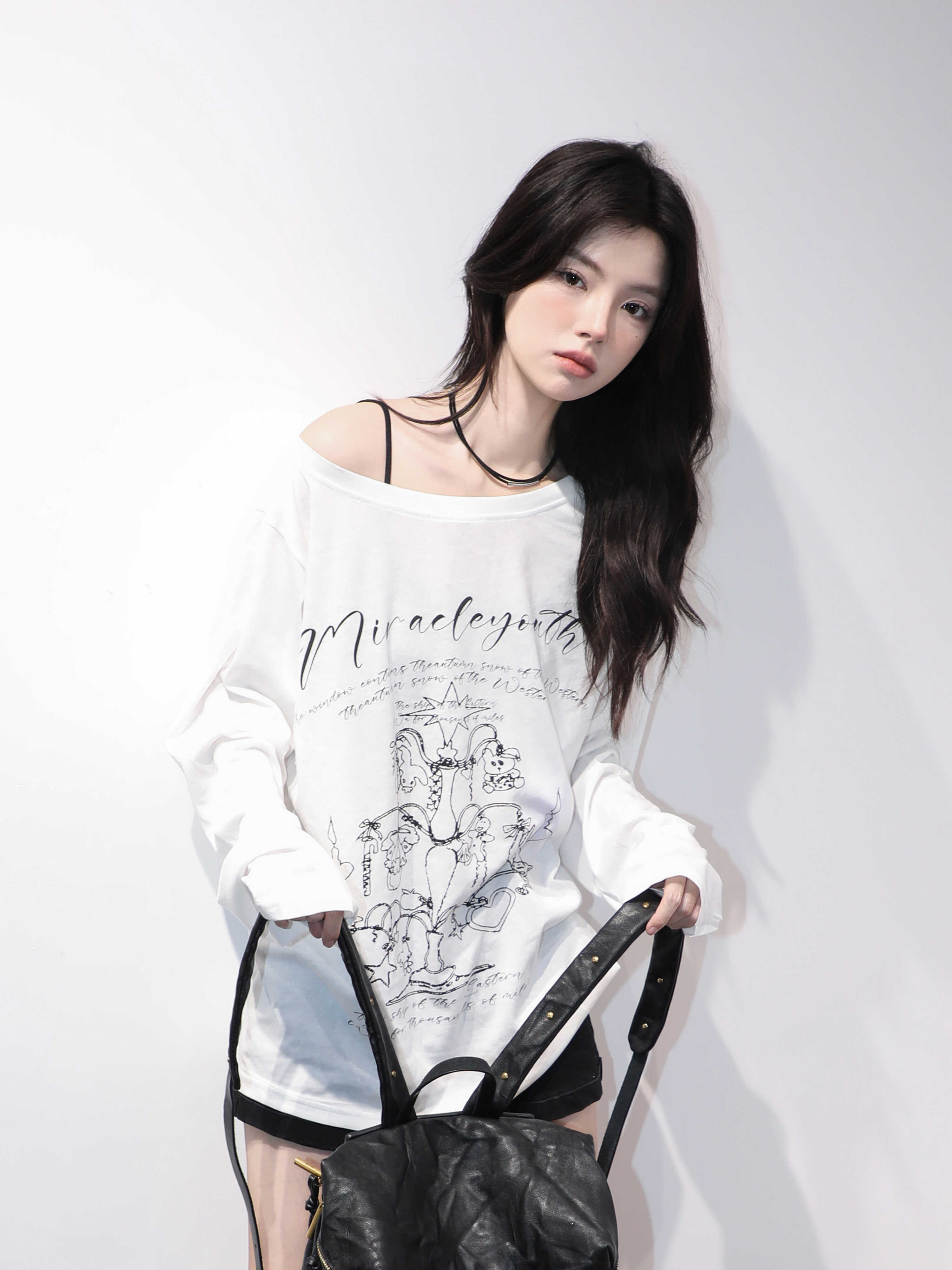 American Retro Off-Shoulder Long Sleeve T-Shirt for Women - Summer Thin Loose Cover-Up with Sun Protection, Casual Fit