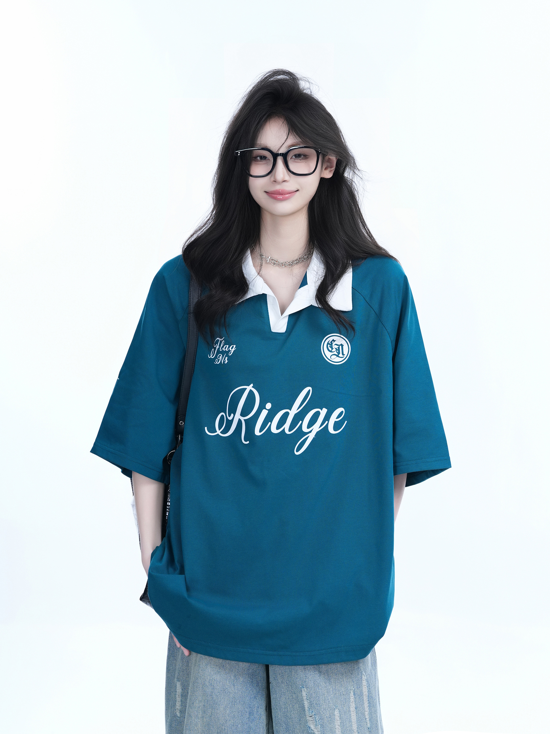 American Retro Oversized Short Sleeve T-Shirt for Women - Trendy Loose Fit with 'Sit and Eat Until the Mountains are Empty' Design