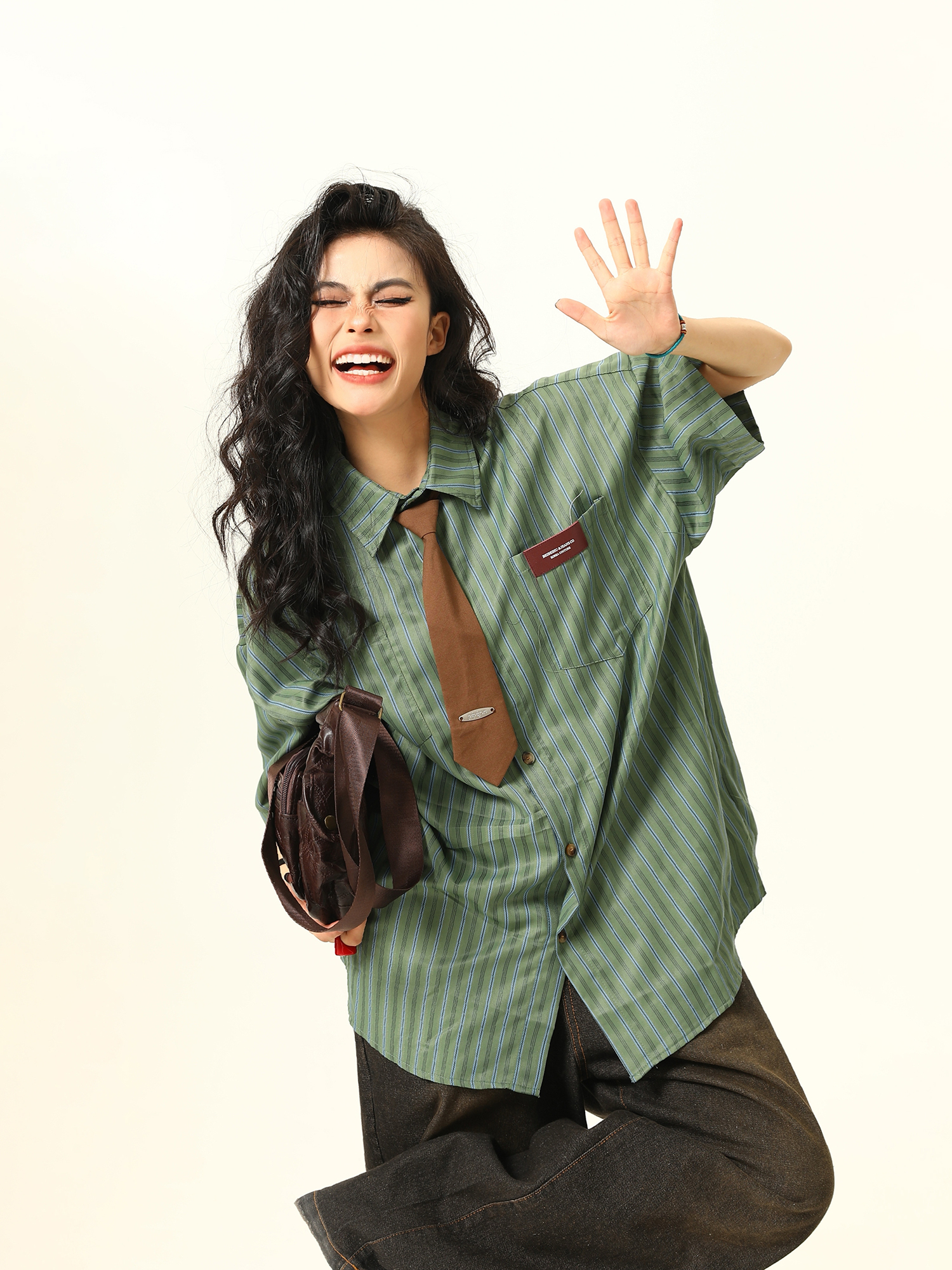 American Retro Striped Short Sleeve Shirt for Women - Versatile Loose Fit Summer Fashion Trend