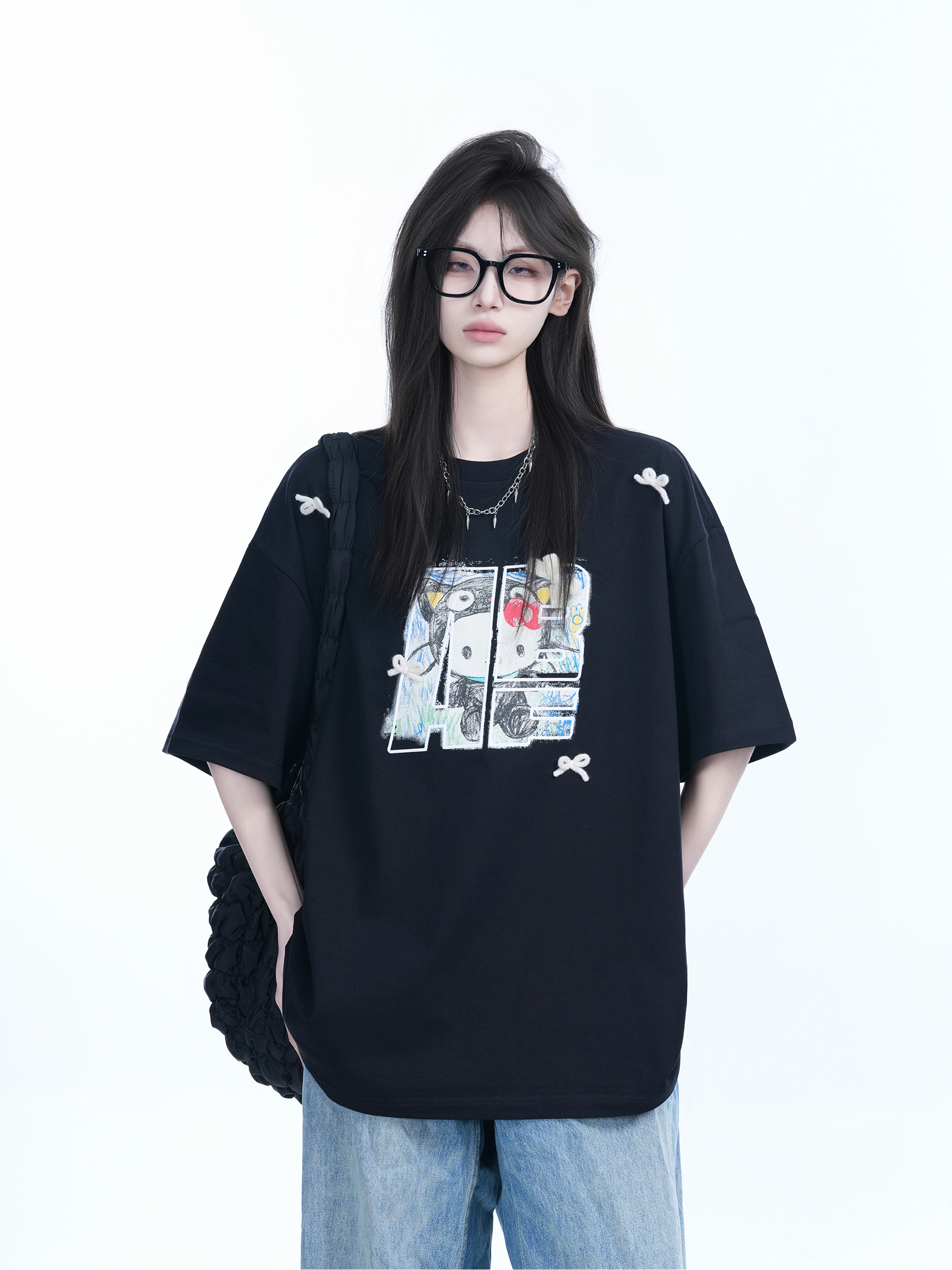 American Retro Style Black Short-Sleeve T-Shirt for Women with Kitty Cat Graffiti, Loose Round Neck, Y2K Vibe, Casual Fashion Top