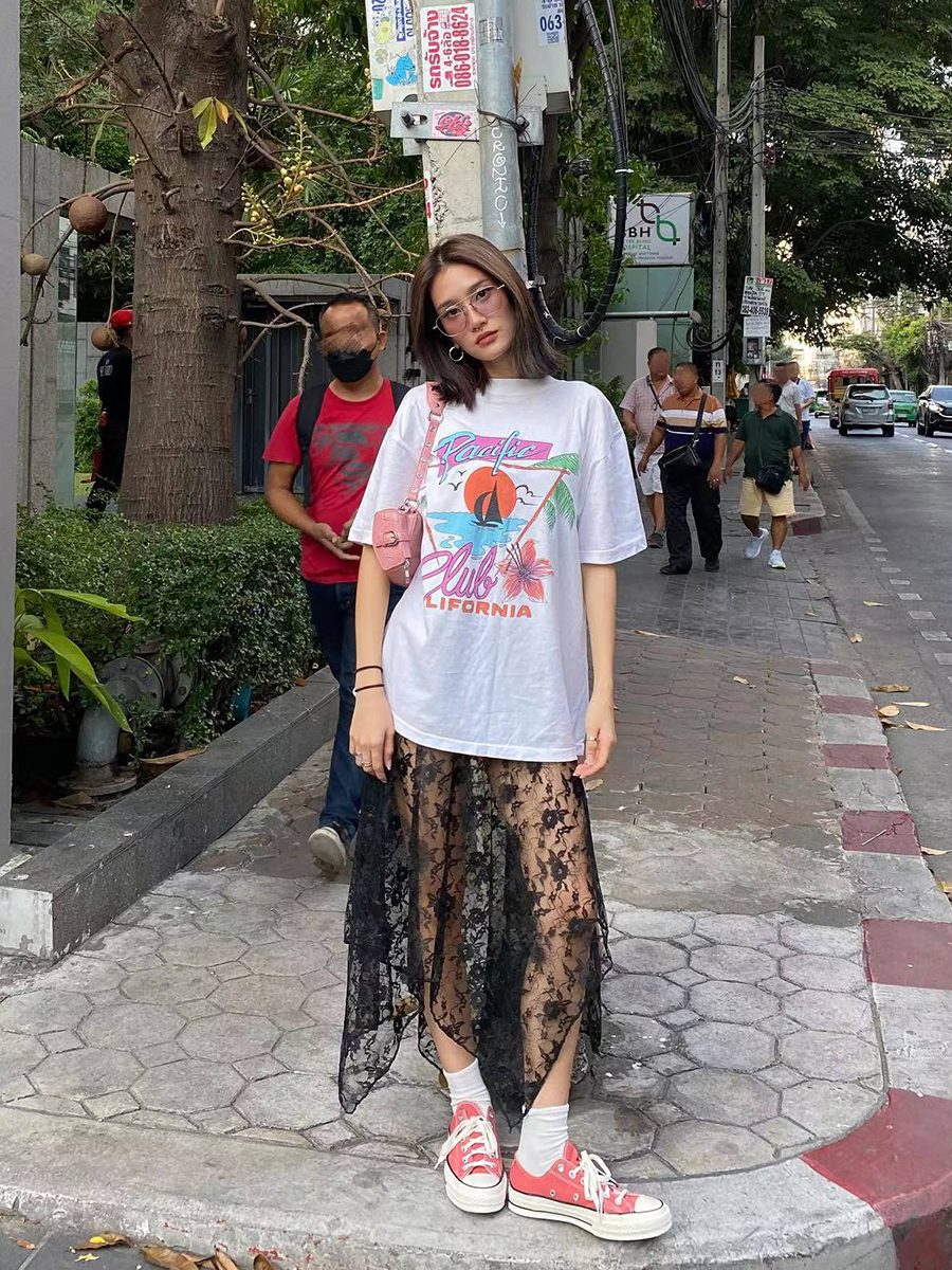 American Retro Vintage Sunrise Scenery White Short Sleeve T-Shirt for Women - Oversized Trendy Casual Top, Y2K Style