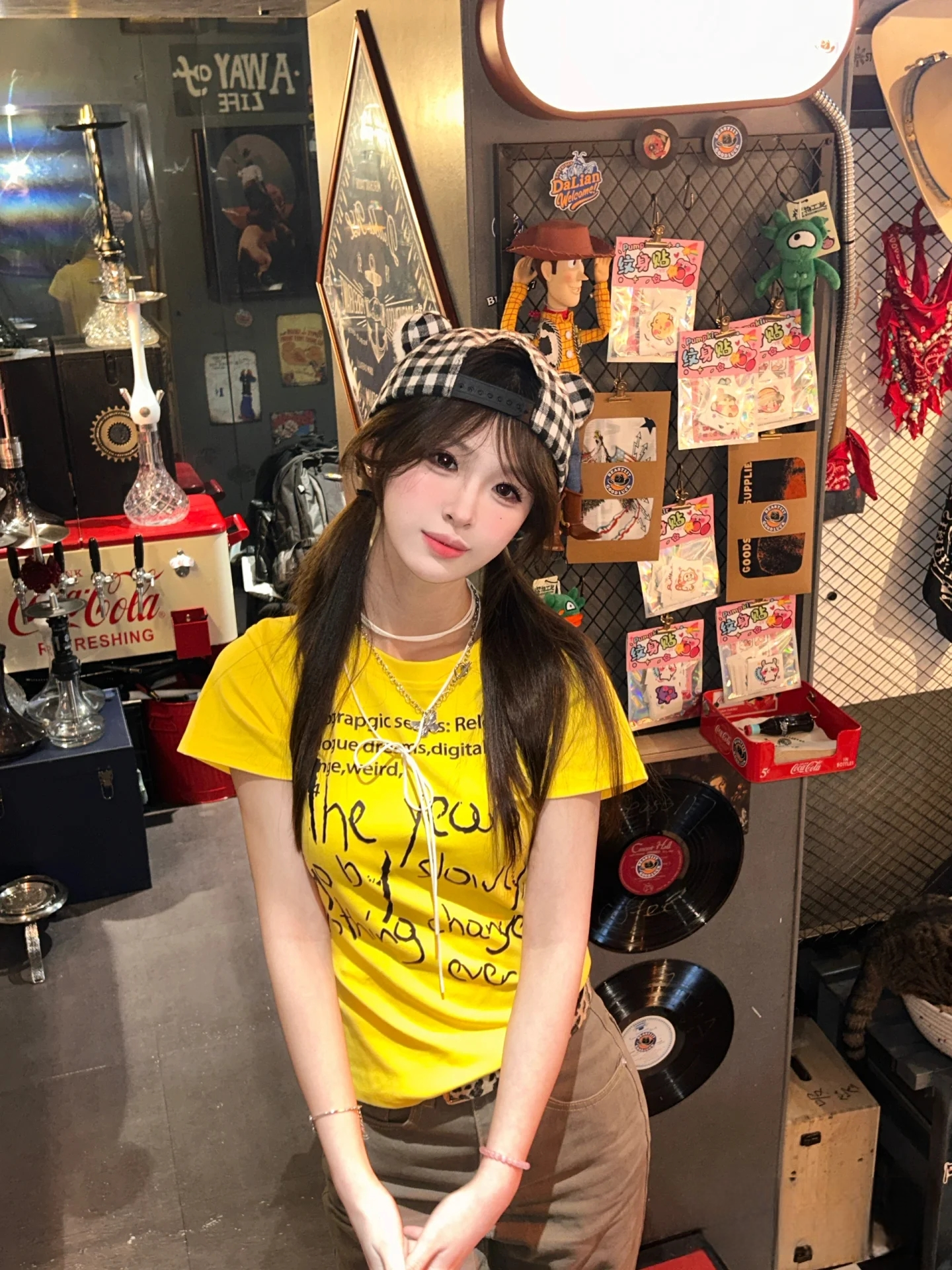 American Retro Yellow Letter Print Cropped Short-Sleeve T-Shirt for Women, Summer Slim Fit, Spicy Girl Style