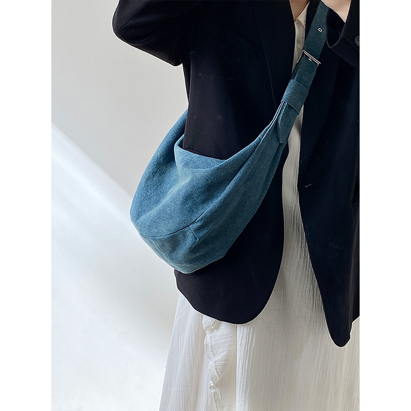 Artistic Retro Dumpling Bag for Women - Minimalist Large Capacity Shoulder Crossbody Bag - 2025 Niche Design