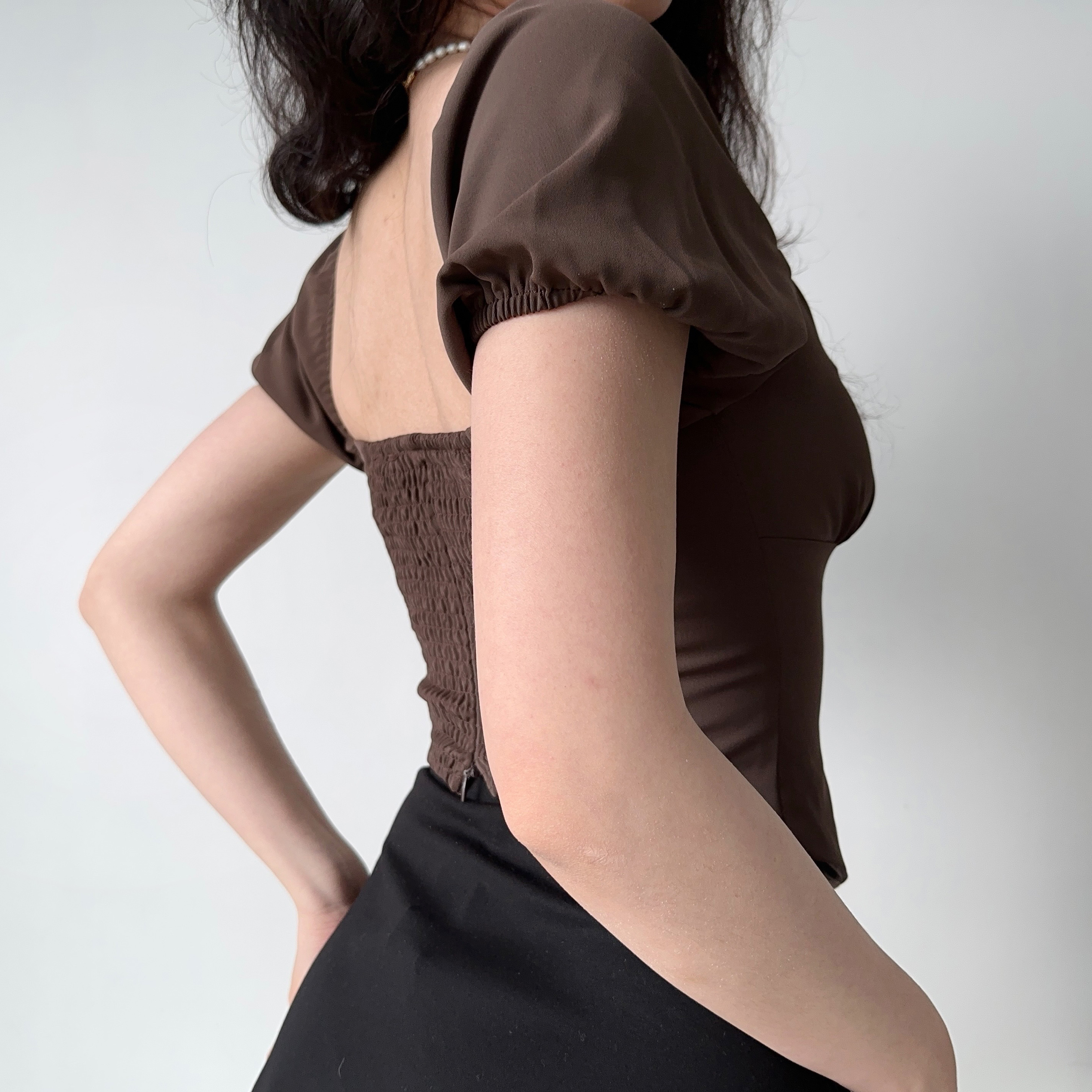 Big U-Neck Tied Back Short Sleeve T-Shirt for Women - Slim Fit Casual Top in European and American Style