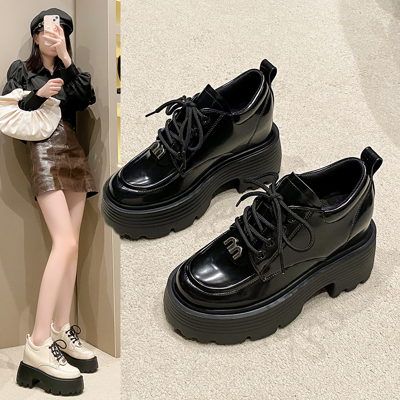 Black Thick-Soled Platform Loafers for Women - 2024 Vintage British College Style Low-Height Height-Increasing Flats