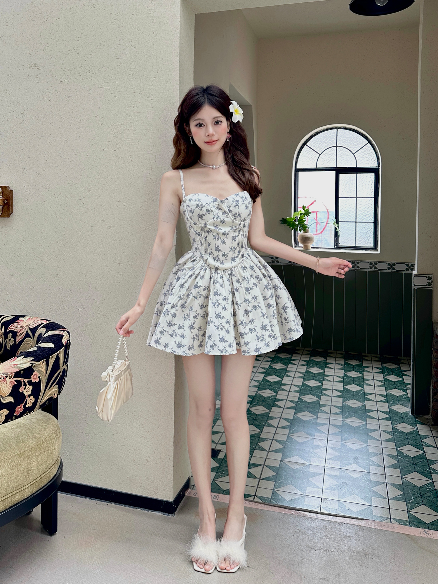 Blue Floral Waist-Defining Strapless A-Line Dress - Slimming Iris Flower Design for 90s and Y2K Inspired Style