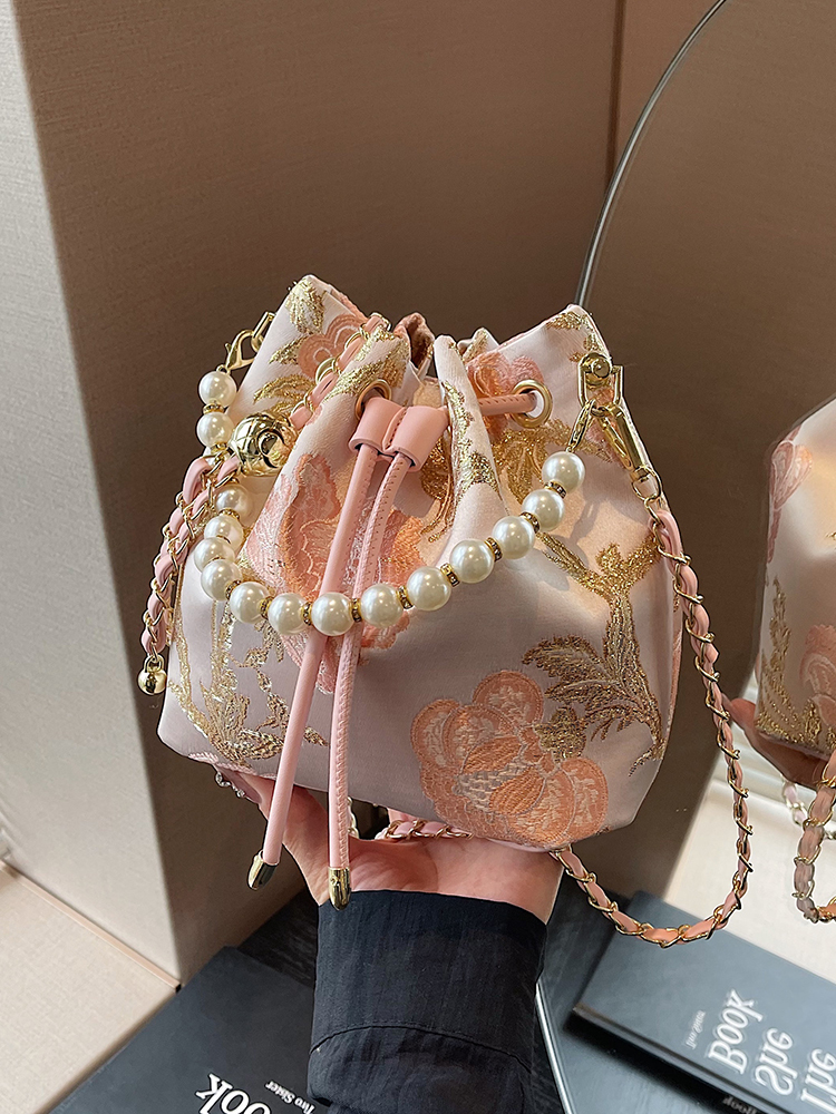 Chinese-Style Women's Shoulder Bag 2025, Trendy Crossbody Bucket Bag, Summer Niche Fashion Accessory, Vintage National Wind Design