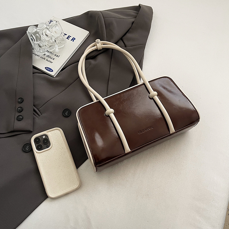 Color-Blocking Oil Wax Leather Underarm Bag for Women - Vintage Small Square Shoulder Bag for Spring/Summer 2025 Fashion