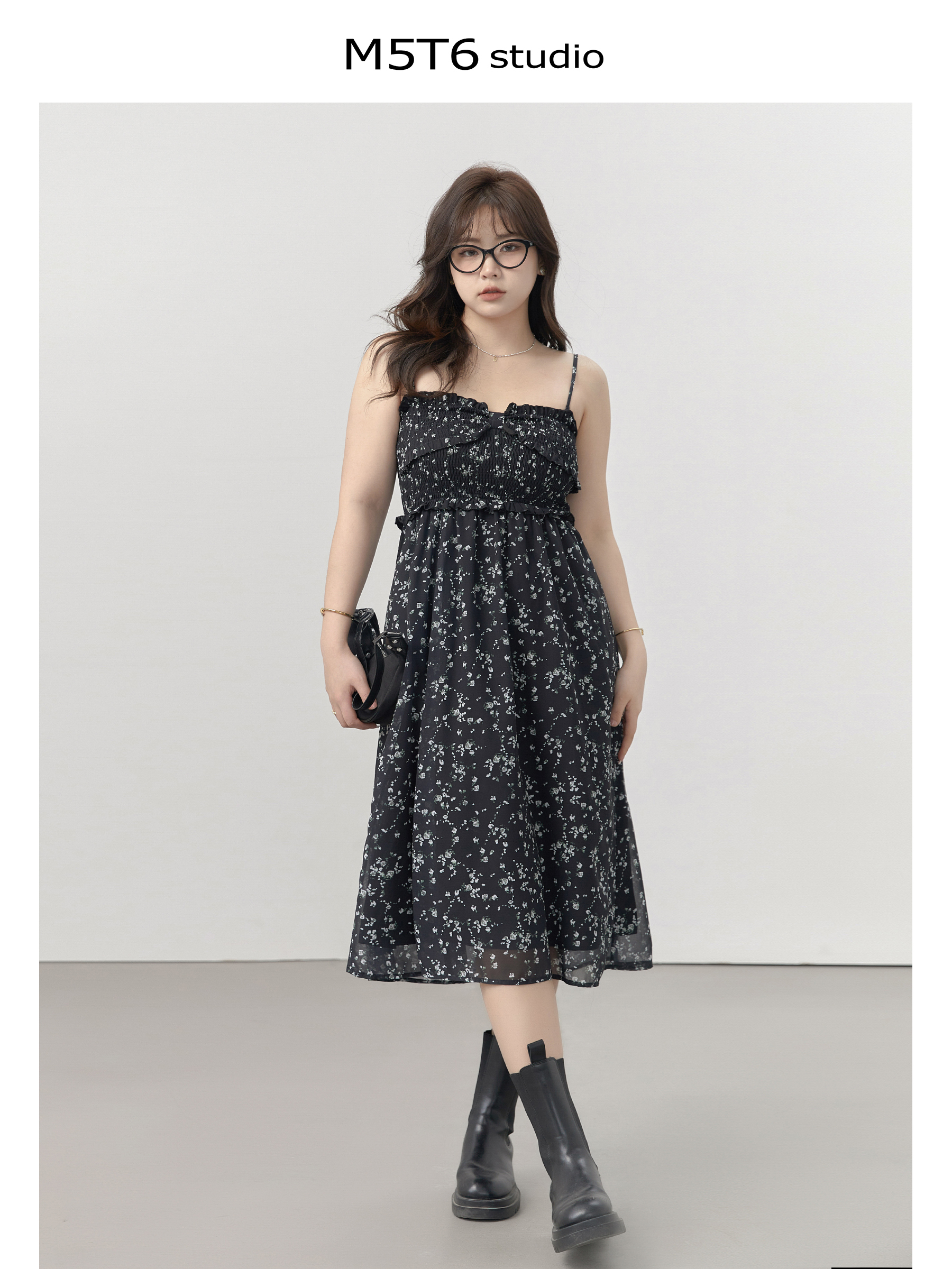 Curvy Floral Long Dress - Sweet Minimalist Design, Versatile & Slimming, Perfect for 90s & Y2K Inspired Styles