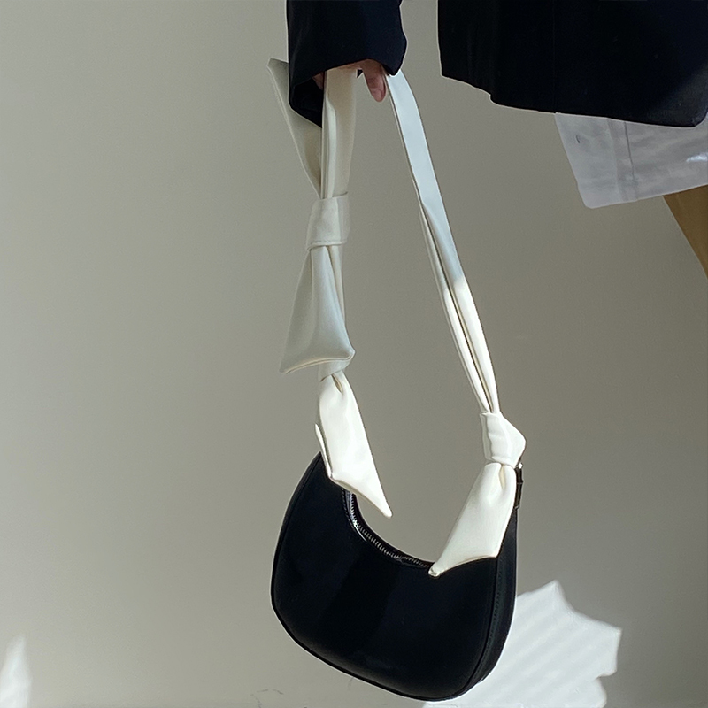 Cute Bow Crescent Bag for Women - Handheld Underarm Single-Shoulder Small Bag for Spring and Summer Fashion