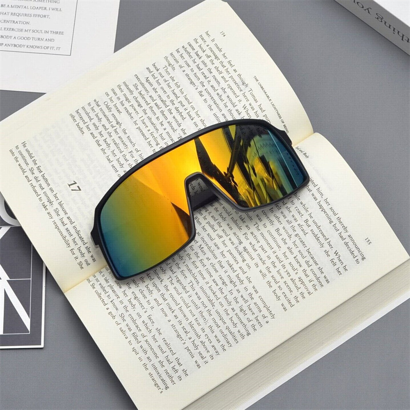 Cyberpunk Oversized Colorful Sunglasses for Men and Women - Trendy Futuristic Style for Skiing, Cycling, and Outdoor Activities