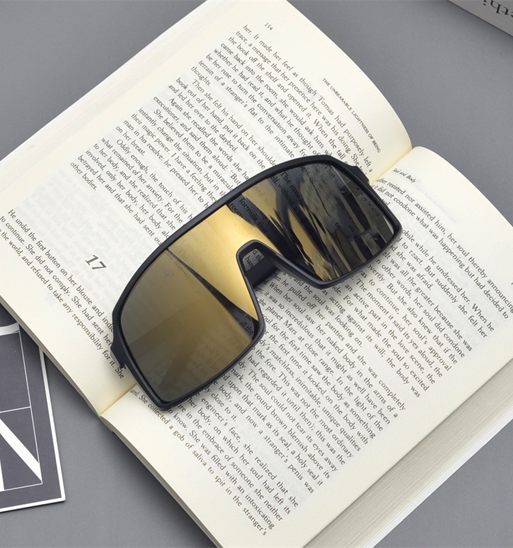 Cyberpunk Oversized Colorful Sunglasses for Men and Women - Trendy Futuristic Style for Skiing, Cycling, and Outdoor Activities