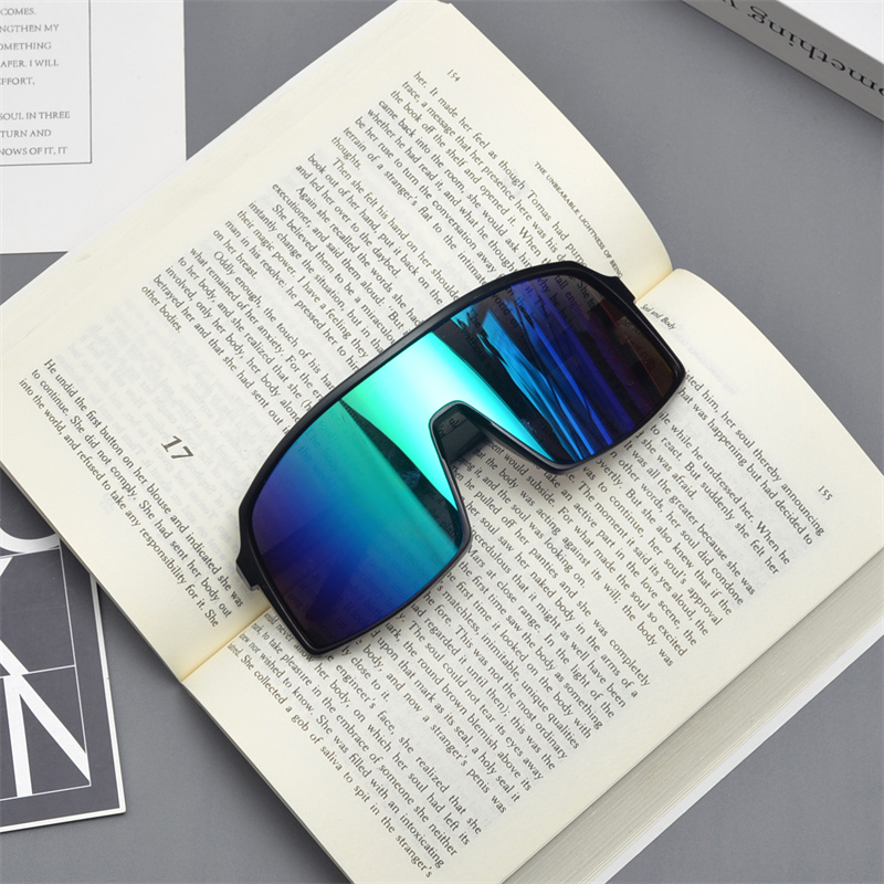 Cyberpunk Oversized Colorful Sunglasses for Men and Women - Trendy Futuristic Style for Skiing, Cycling, and Outdoor Activities