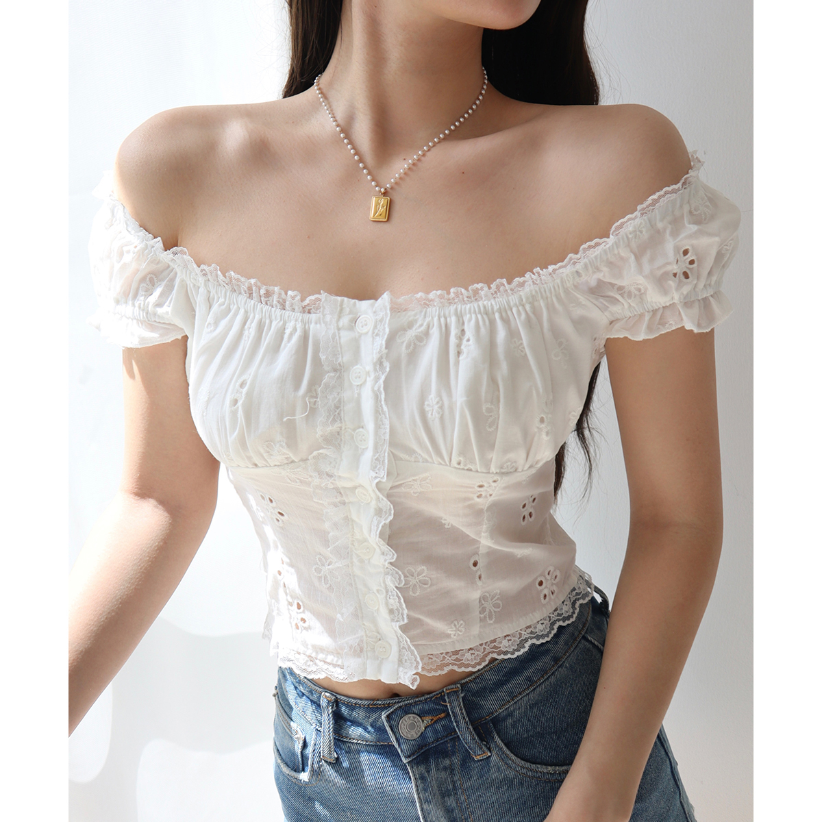 Exquisite Embroidered Lace Trim Puff Sleeve Top - French Retro Court Style Vacation Top for Women