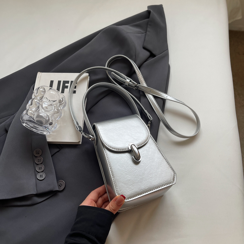 Exquisite Summer Tote Bag for Women 2025 - High-End Silver Crossbody Handbag & Mobile Phone Bag