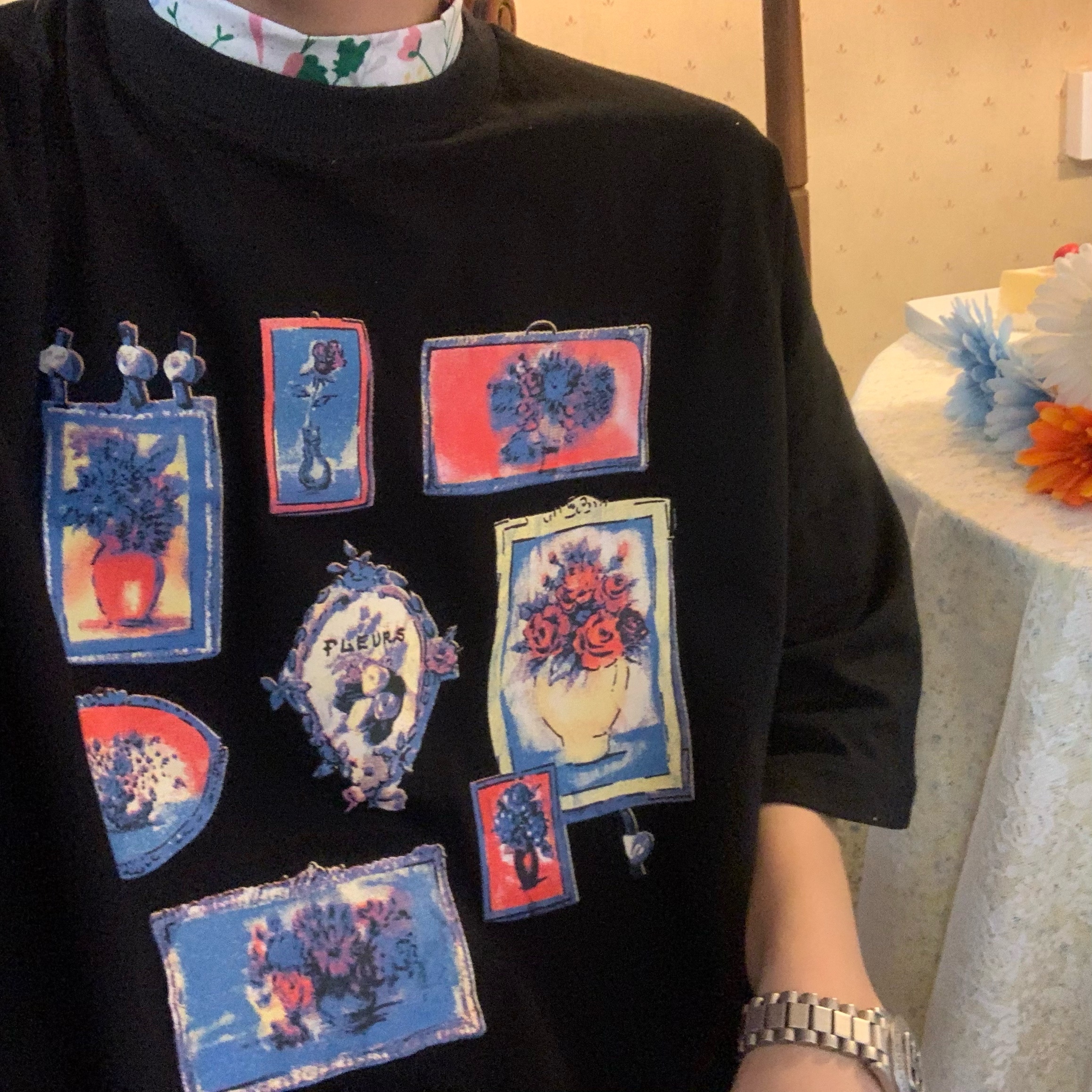 Floral High Neck Vintage T-Shirt with Graffiti Print - Handmade Trendy Short Sleeve Top for Y2K and 90s Style Fashion