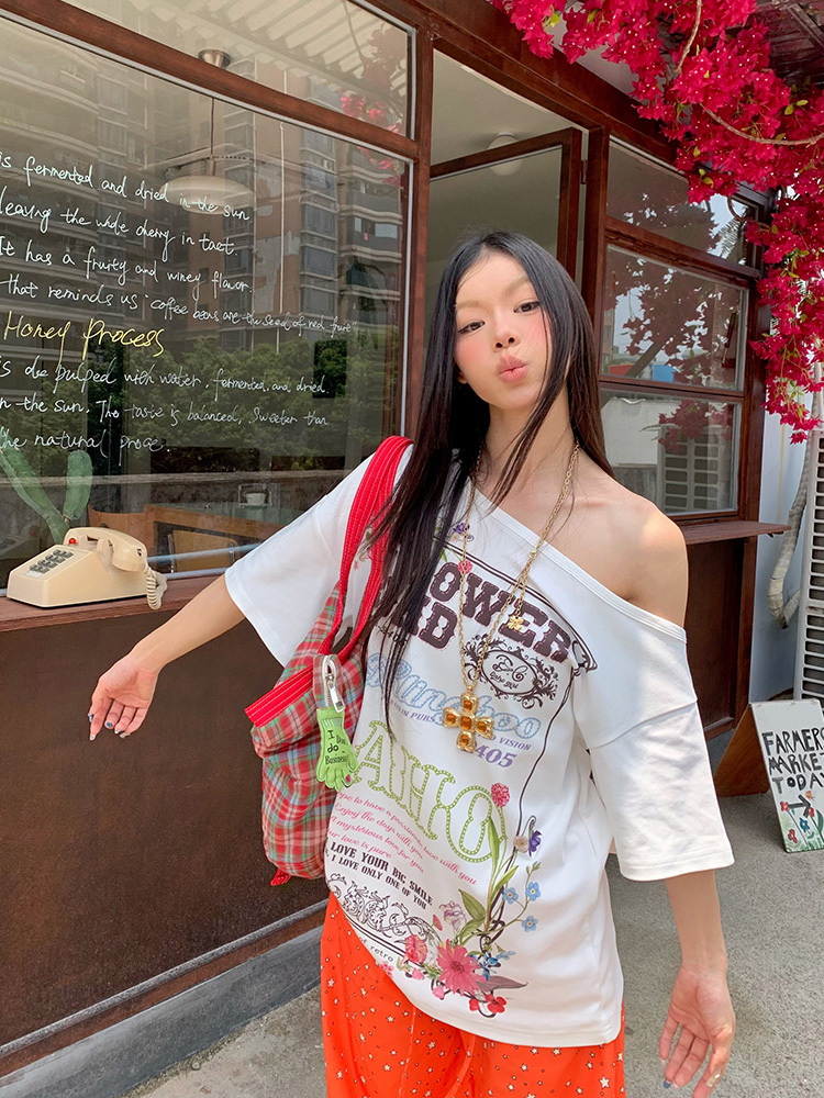 Floral Letter Print Off-Shoulder Short Sleeve T-Shirt for Women, Slim Fit Summer Top, American Style, Y2K Fashion