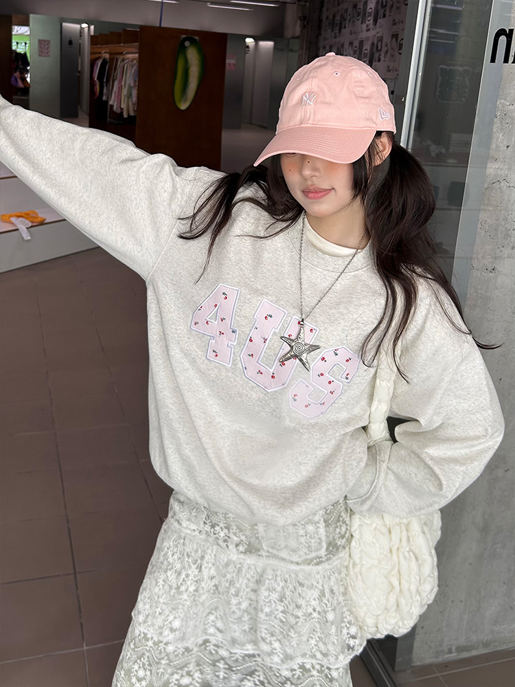 Floral Patch Embroidery Pullover Sweatshirt for Couples - Loose Fit Round Neck, Spring Autumn Style, National Trend Fashion
