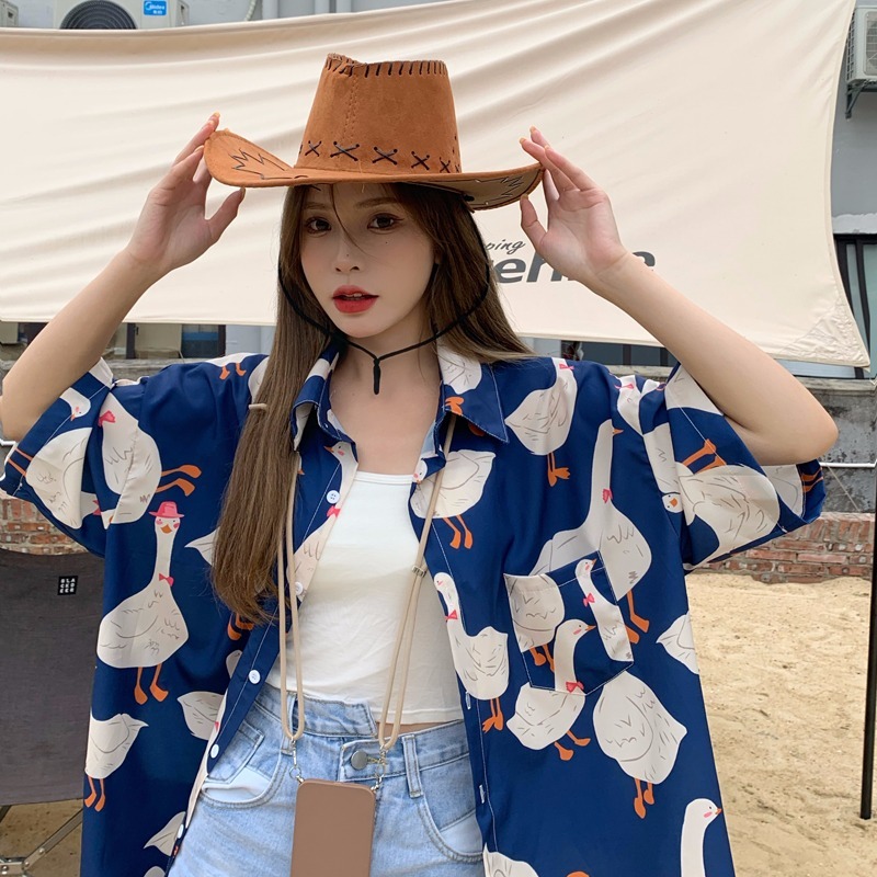 Floral Short Sleeve Beach Shirt for Women - Loose Printed Summer Blouse, Versatile Hong Kong Style Top for Students and Casual Wear
