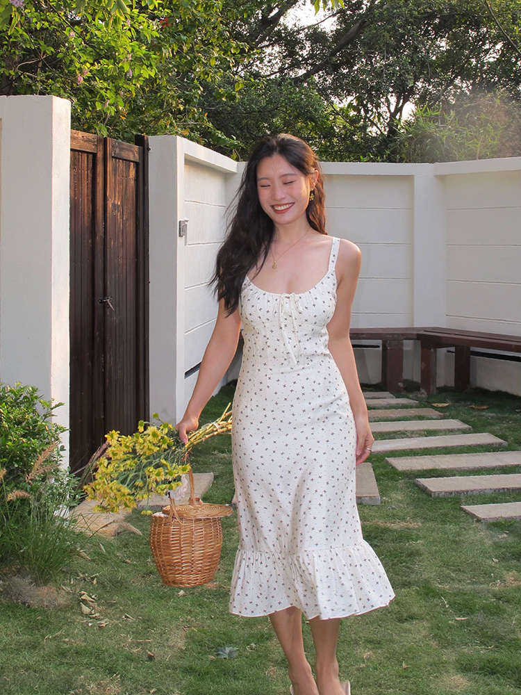 Floral Spaghetti Strap Dress - Sexy Slim Long Dress in French Style, Perfect for Summer, Y2K and 90s Fashion Lovers