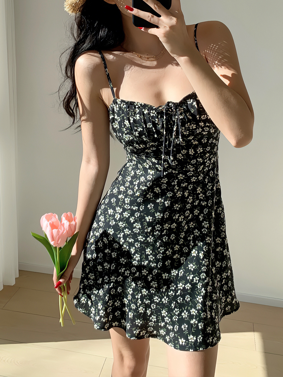 Floral Tie Strap Slim Fit A-Line Dress - Fresh Girl Style for Vacation, Short Skirt Inspired by 90s & Y2K Fashion Trends