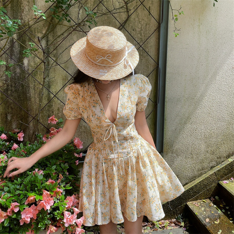 Floral Vintage V-neck Puff Sleeve Waist-Cinched Princess Dress for Women - Spring Summer Vacation Style
