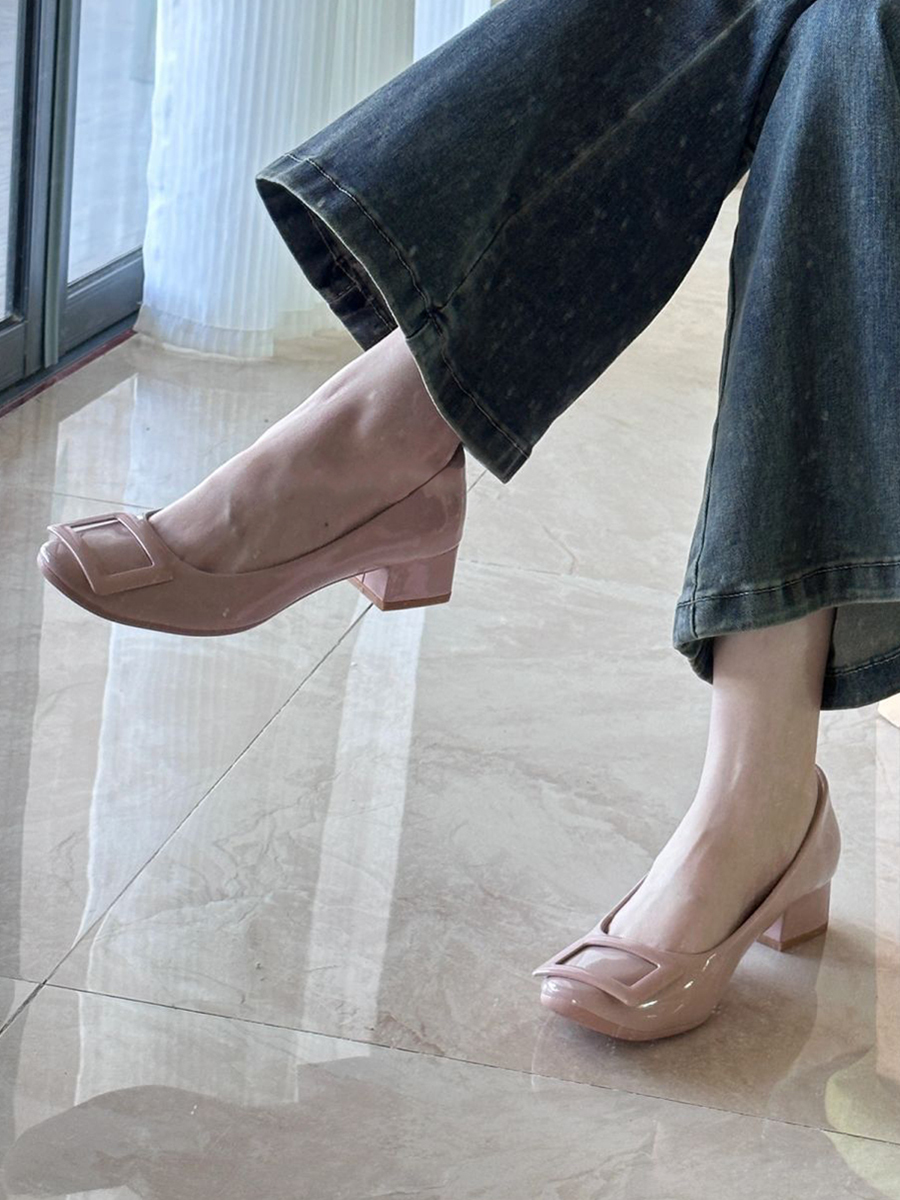 French Nude Pink Sheepskin High Heels with Square Buckle, Round Toe, Chunky Commuting Style, Versatile Shallow Mouth Footwear