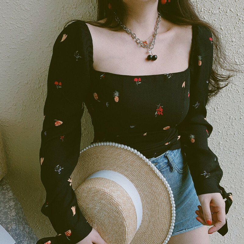 French Vintage Black Square Neck Fruit Print Short Top - 2025 Spring/Summer Vacation Blouse for Y2K and Retro Style Lovers
