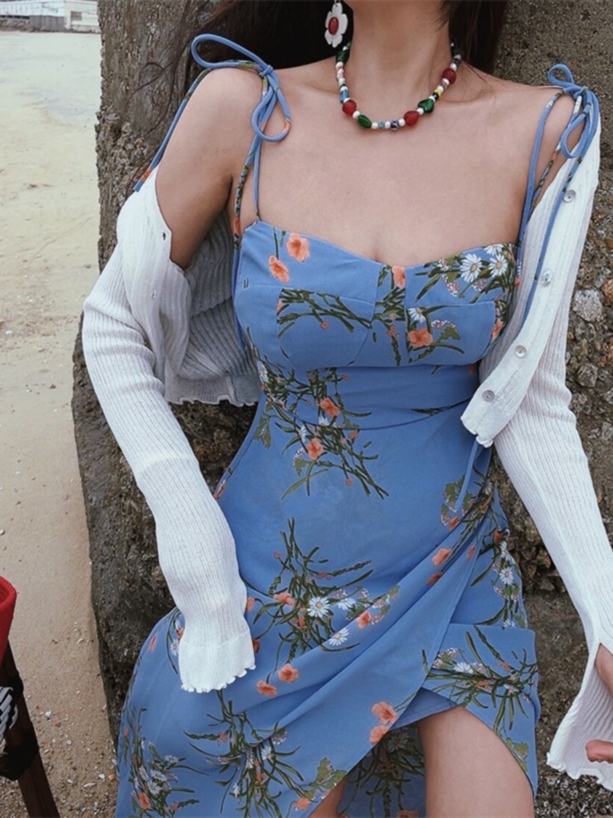 French Vintage Blue Floral Bodycon Dress with Spaghetti Straps and Sexy Split Hem for Vacation - 2024 Fashion