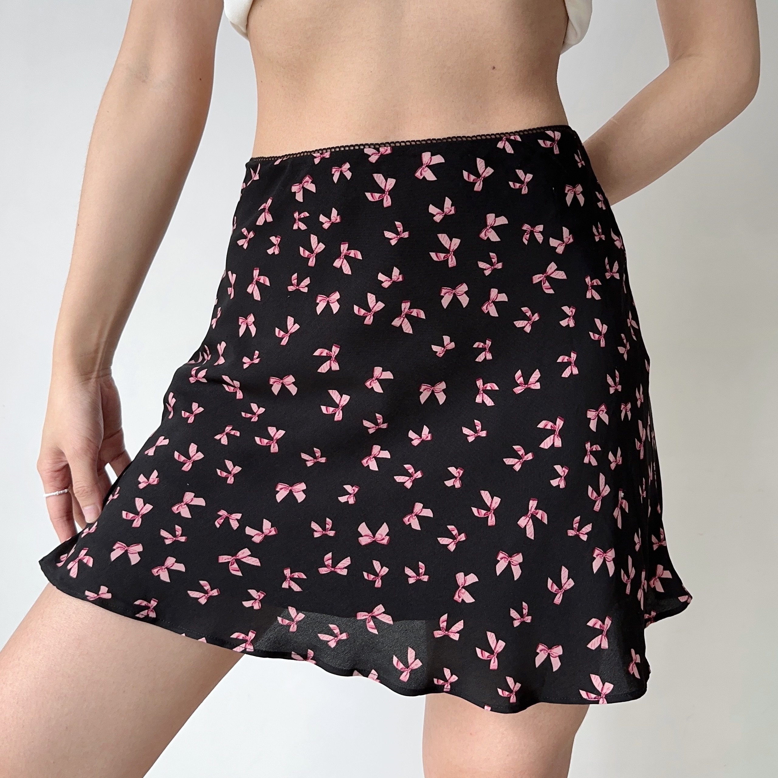 French Vintage Bow Print A-line Skirt for Women - Slim Fit Short Skirt with Y2K Style