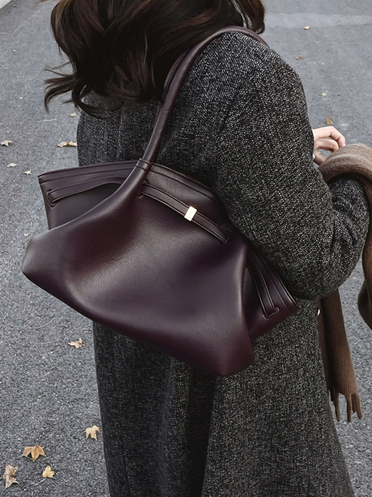 French Vintage Lychee Pattern Underarm Bag for Women - High-End Handheld Shoulder Bag for Spring Summer 2025 Commuting Style