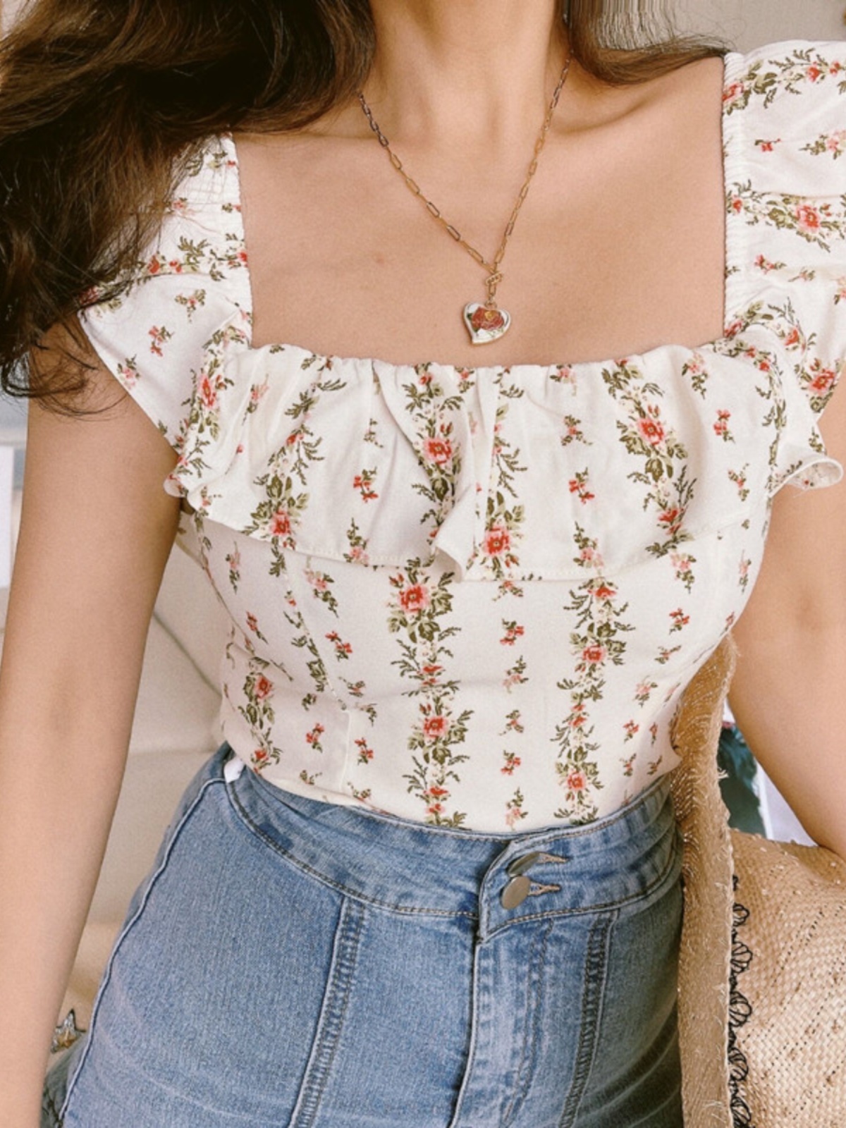 French Vintage Ruffled Square Neck Floral Camisole Top for Women - Spring/Summer 2022, Y2K Floral Fashion, Chic Summer Style