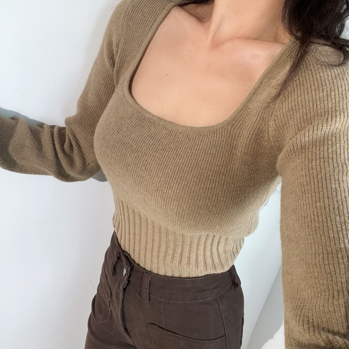 French Vintage Square Neck Solid Color Slim Fit Long Sleeve Knit Sweater Top - Retro Chic Pullover for Effortless Style