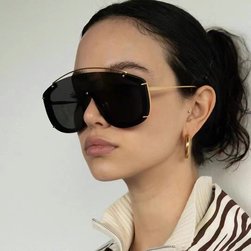 Futuristic Cyberpunk Oversized Pilot Sunglasses with Cut Edges and Single Beam - Stylish Statement Eyewear