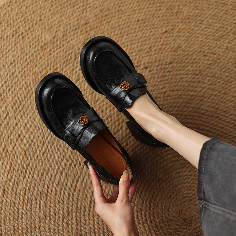 Genuine Leather Camellia Slip-On Loafers for Women, Chunky High Heels, 2025 New Style, Fashionable Casual Footwear