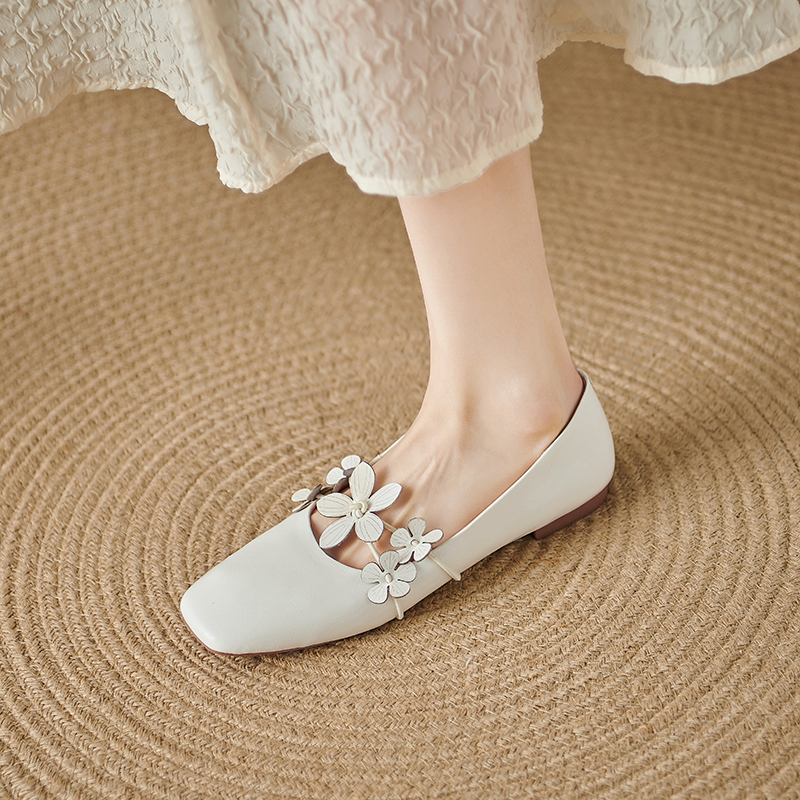 Genuine Leather Square Toe Flower Shallow Mouth Flats for Women - Comfortable Versatile 2025 Trendy Footwear