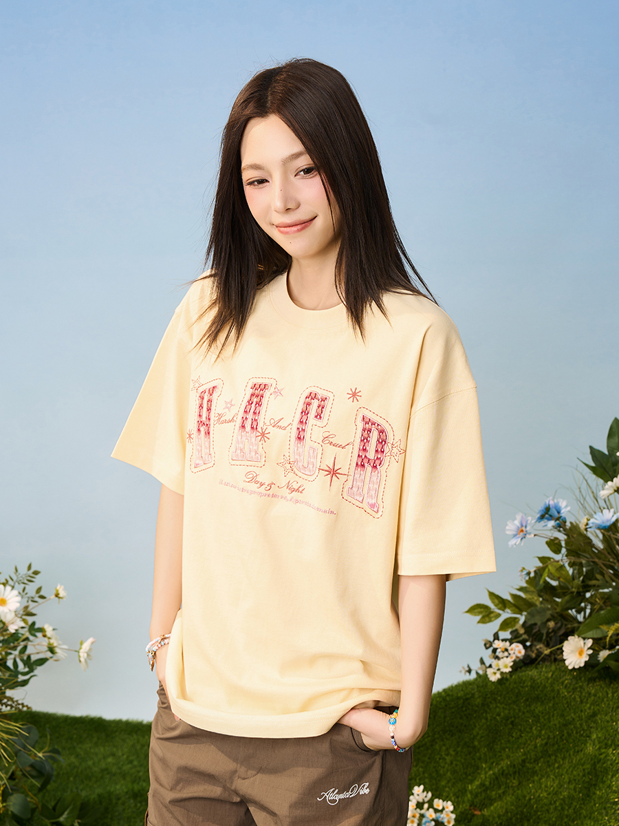 Gradient Woven Patch Embroidery Loose Round Neck Short Sleeve T-Shirt for Men and Women - 90s Inspired Unisex Fashion Top