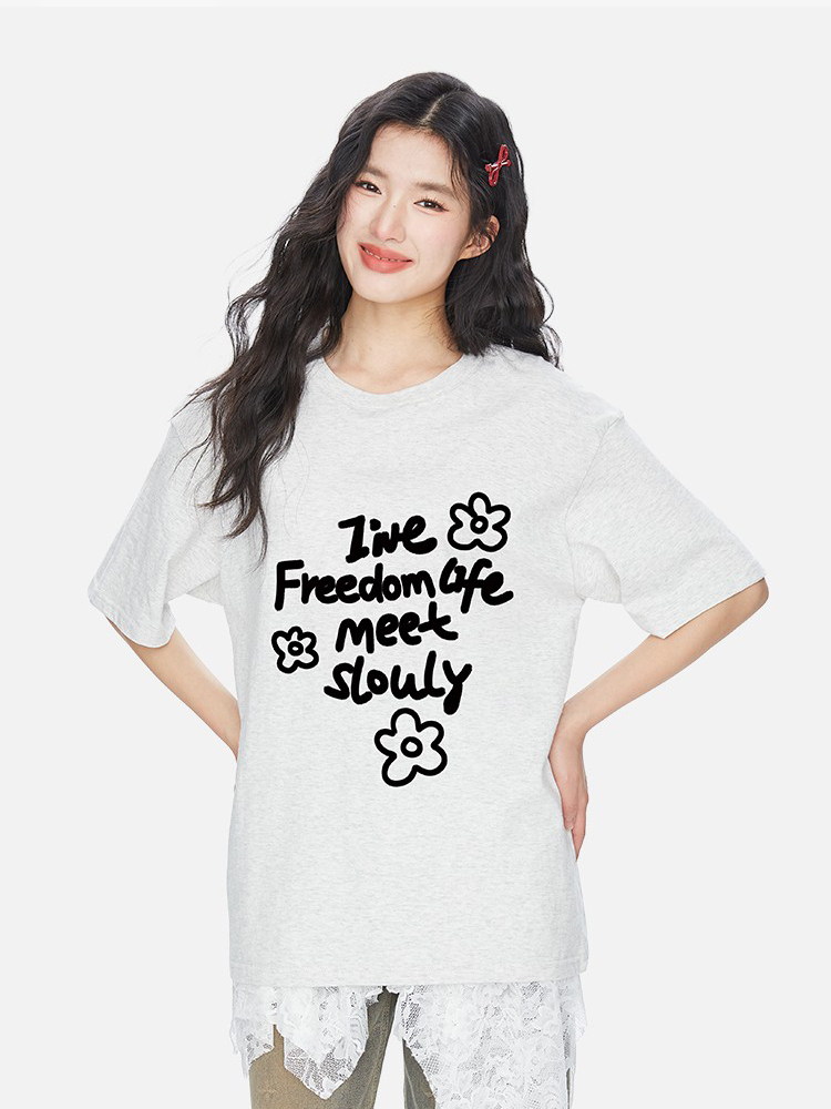 Graffiti Floral Letter Oversized Short Sleeve T-Shirt for Women - Korean Style Round Neck Pure Cotton Top