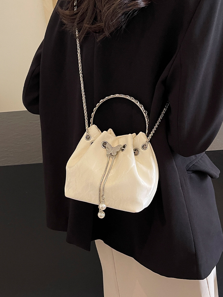 Handheld Drawstring Bucket Bag for Women - Summer 2025 Korean Style INS Minimalist Versatile Shoulder Bag