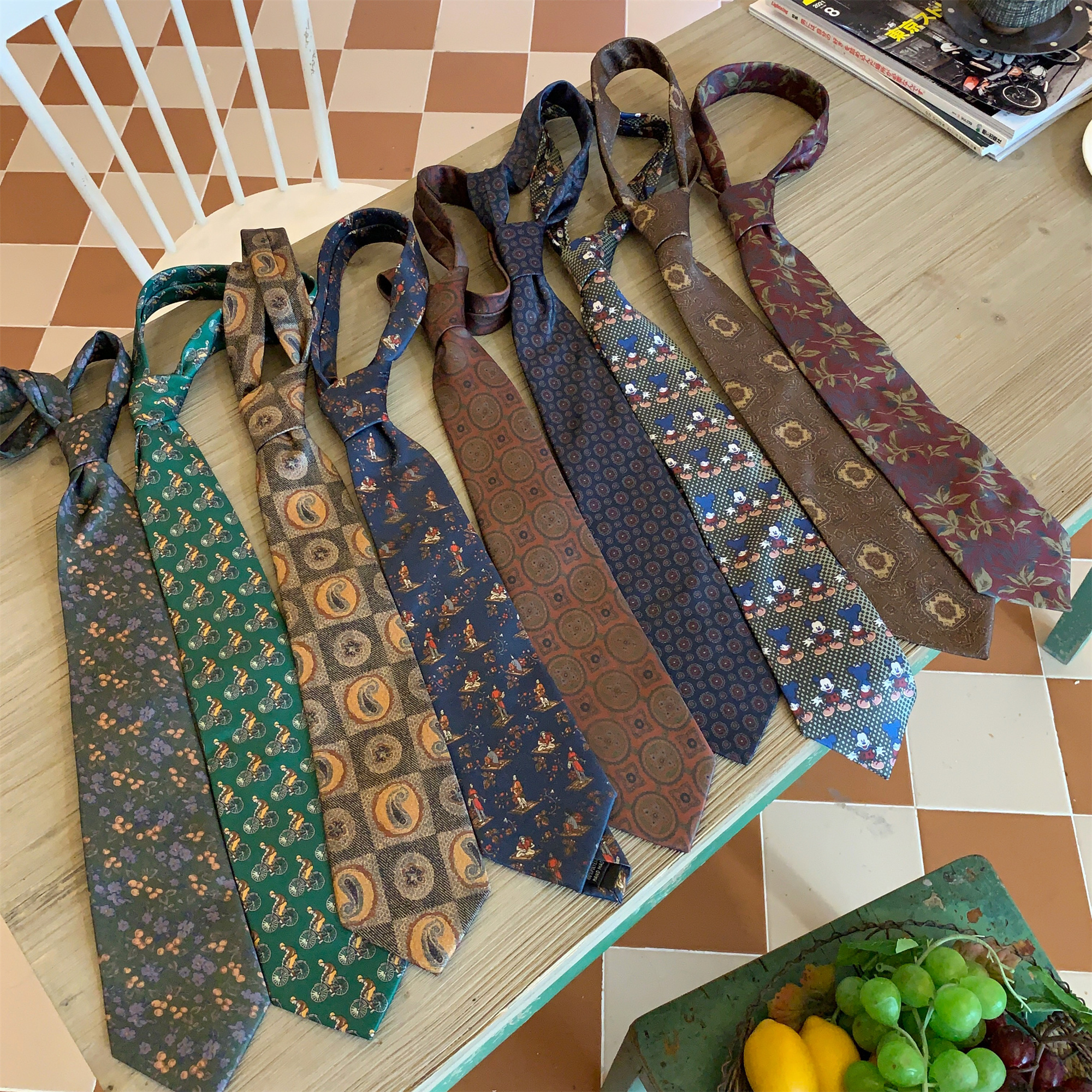 Handmade Vintage Japanese Retro Wide Bow Tie with Trendy Cartoon Print - Versatile Korean Style Fashion Accessory