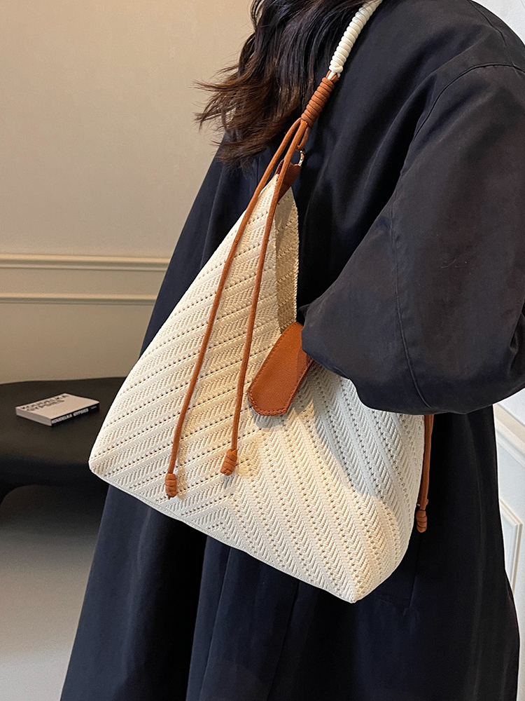 Handwoven Women's Beach Tote Bag - Trendy 2025 Large Capacity Shoulder Bag for Vacation Style