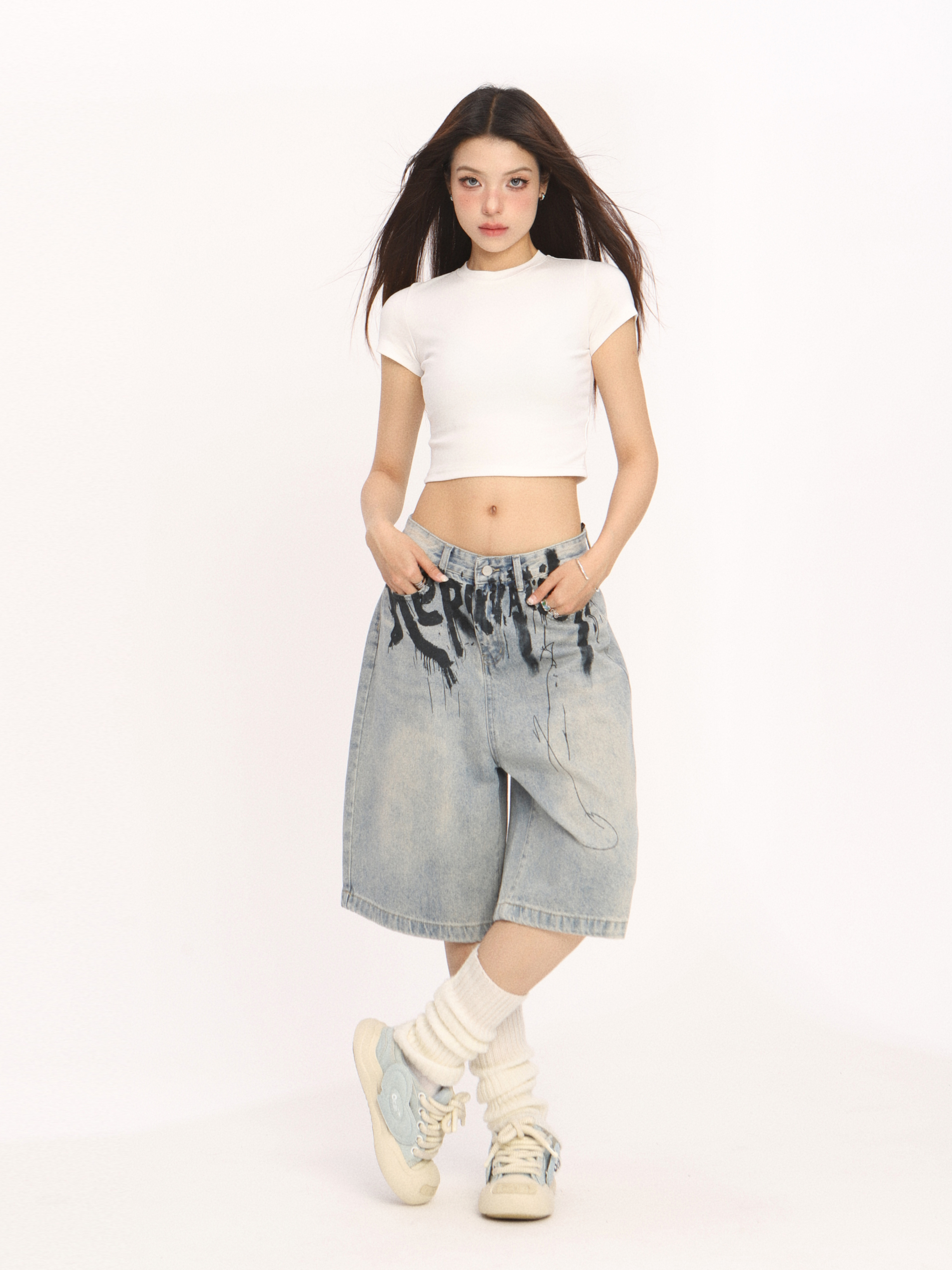 High-End American-Style Ink Spray Blue Jeans - Niche Design Straight Wide-Leg Cropped Pants for Trendy Casual Wear